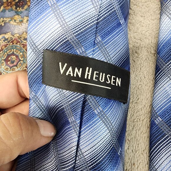 Four Piece Tie Assortment Set Mens Blue Tie Bar Van Heusen Summit Hill Woodward - Picture 3 of 7